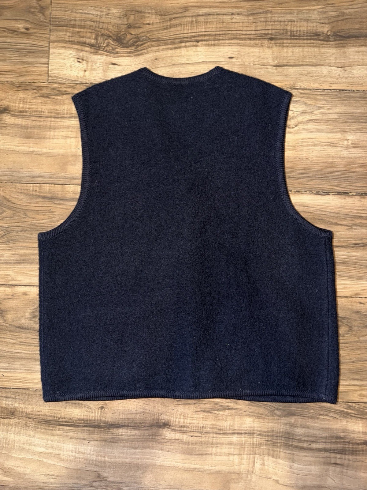 Vintage Chelsea Campbell Blue 100% Pure New Wool Vest Embroidered Size Large
