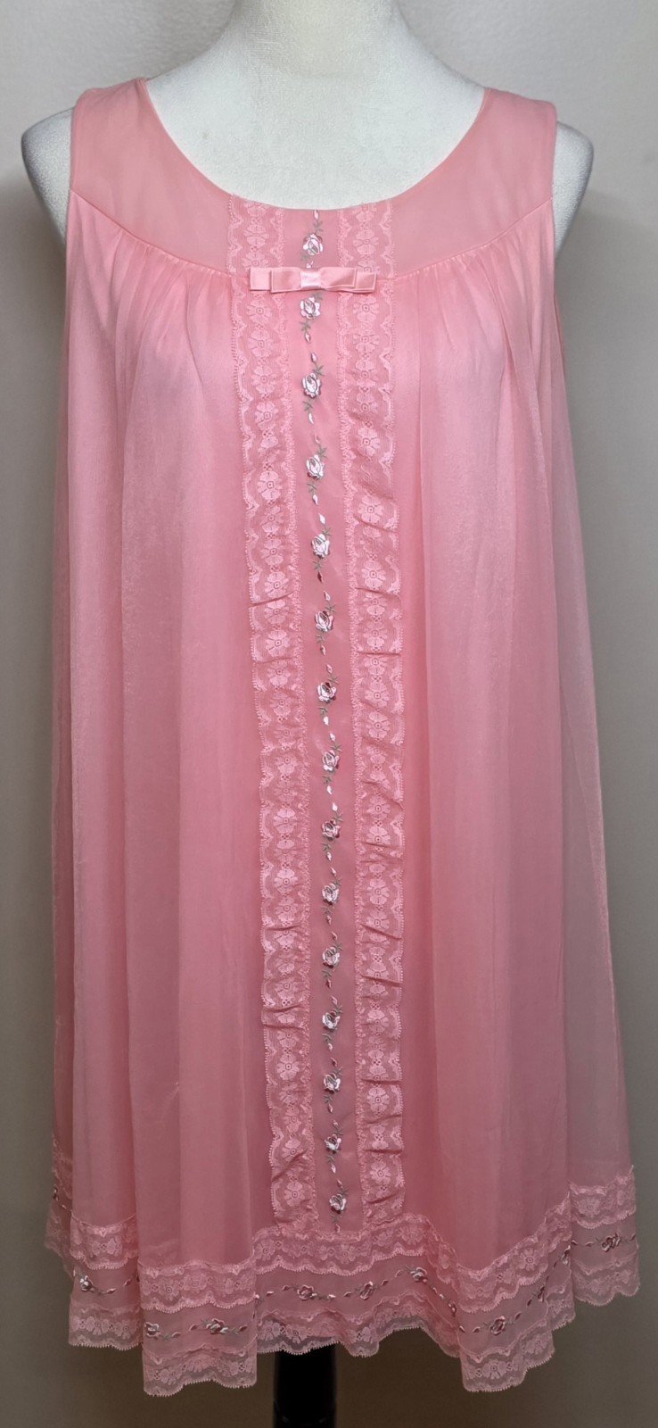 Vtg CHIFFON Babydoll Peignoir SET Sheer NYLON CORAL Pink Embroidered Lace Rose