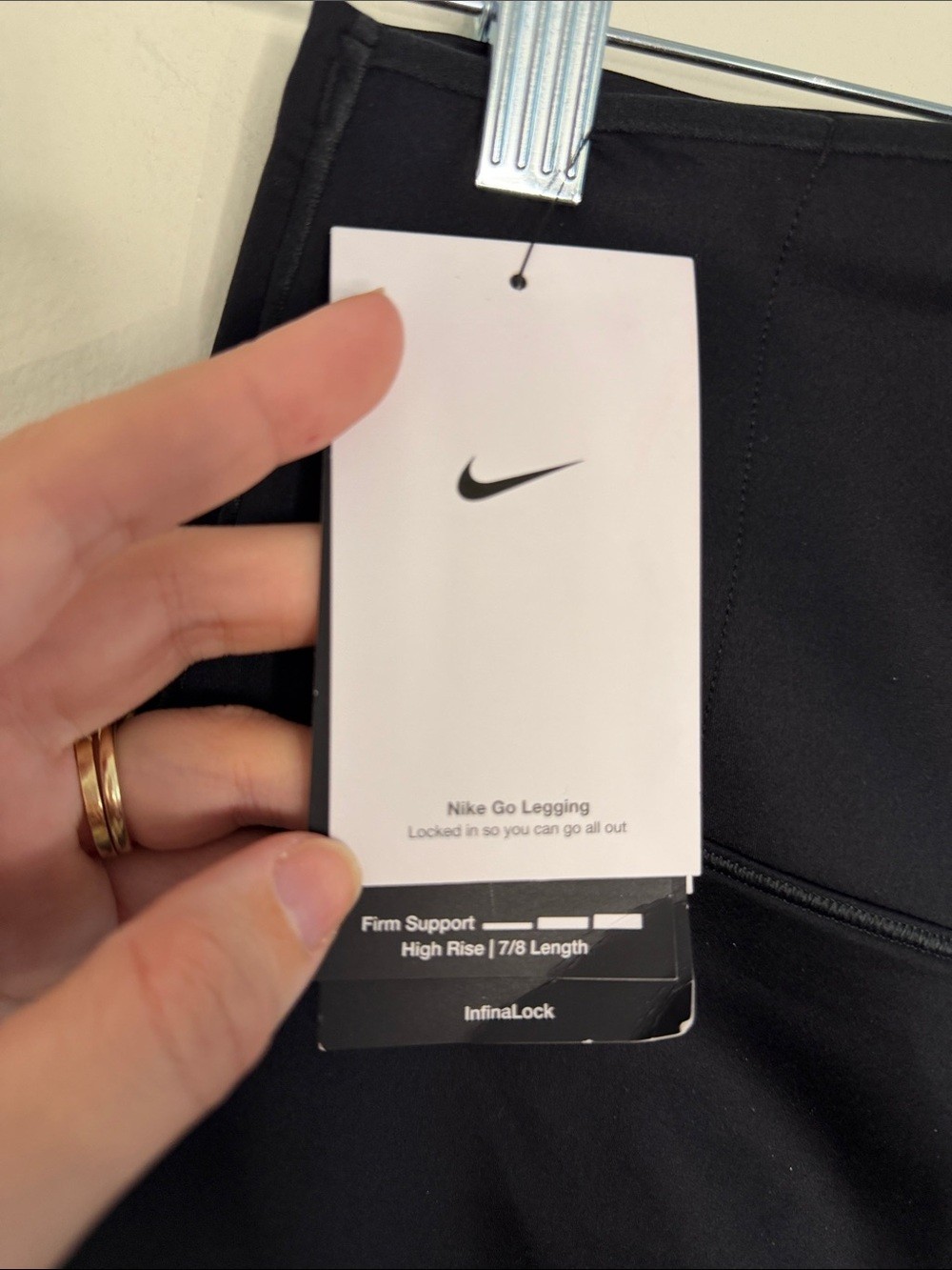 Nike NWT Women’s Go Firm-Support High-Waisted 7/8 Leggings Running Black Medium