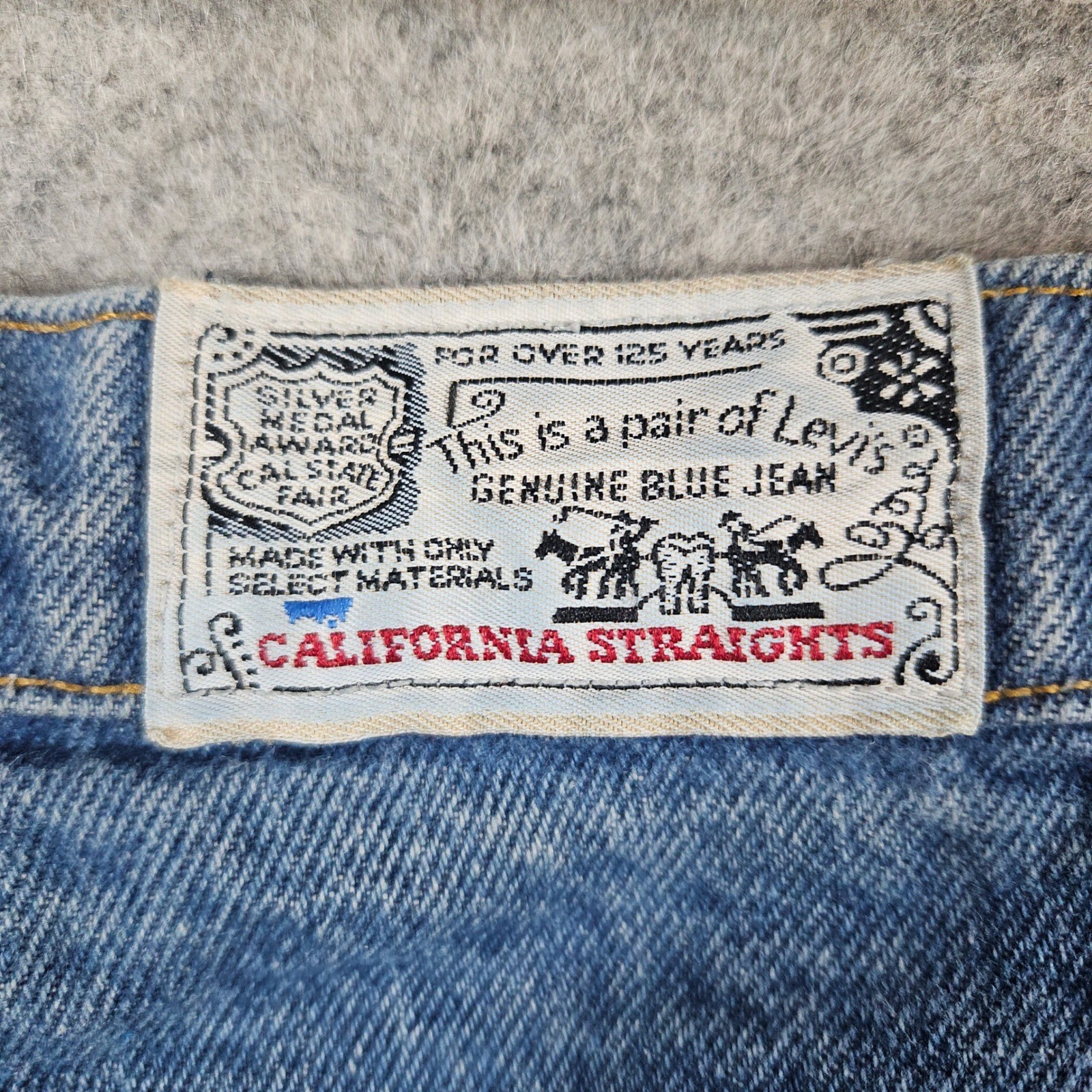Vintage Levis California Straights Jeans Women’s High Waist Denim 27×34 ZIPPER