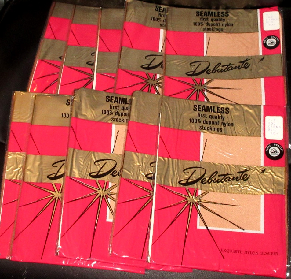 Vintage Nylon Stockings DEBUTANTE CINNA-GLO BEIGE 10.5 A-7 900 Never worn TEN