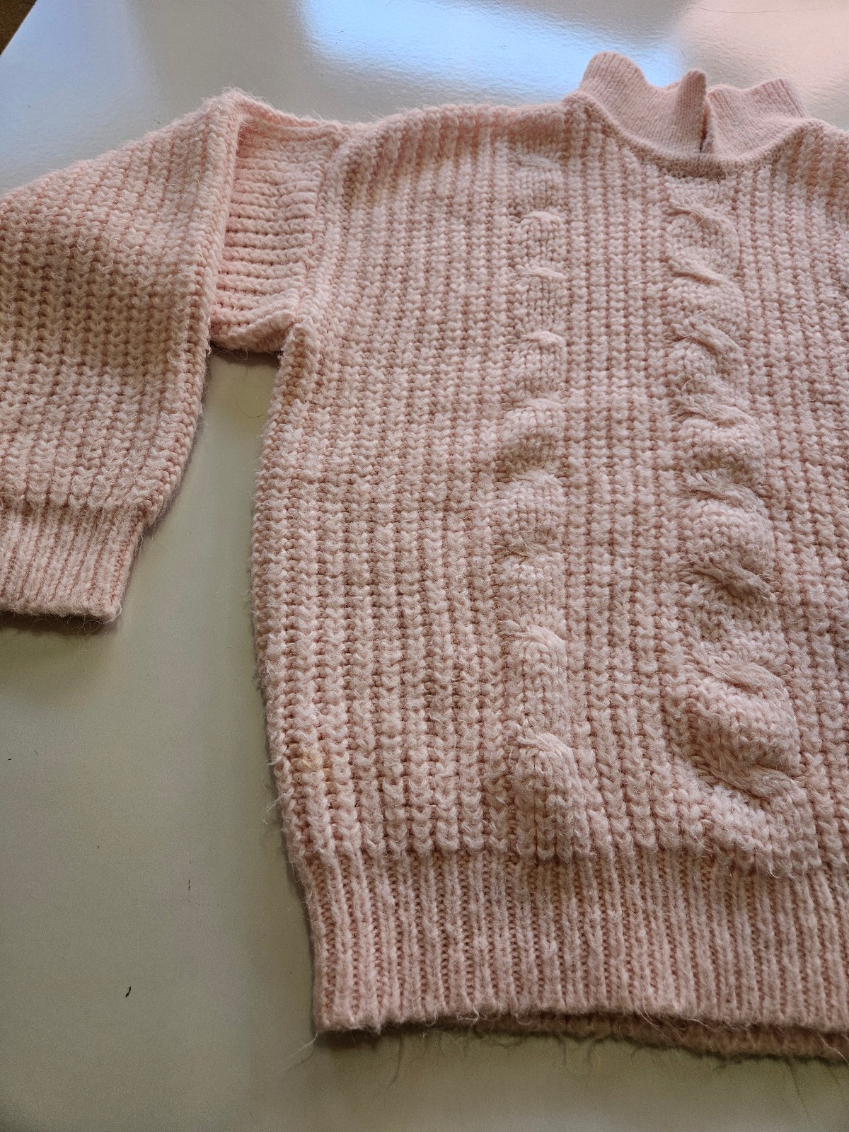 Vintage 80s Tarazzia Pink Cable Knit Sweater Acrylic Fuzzy Look Chunky Knit Med.
