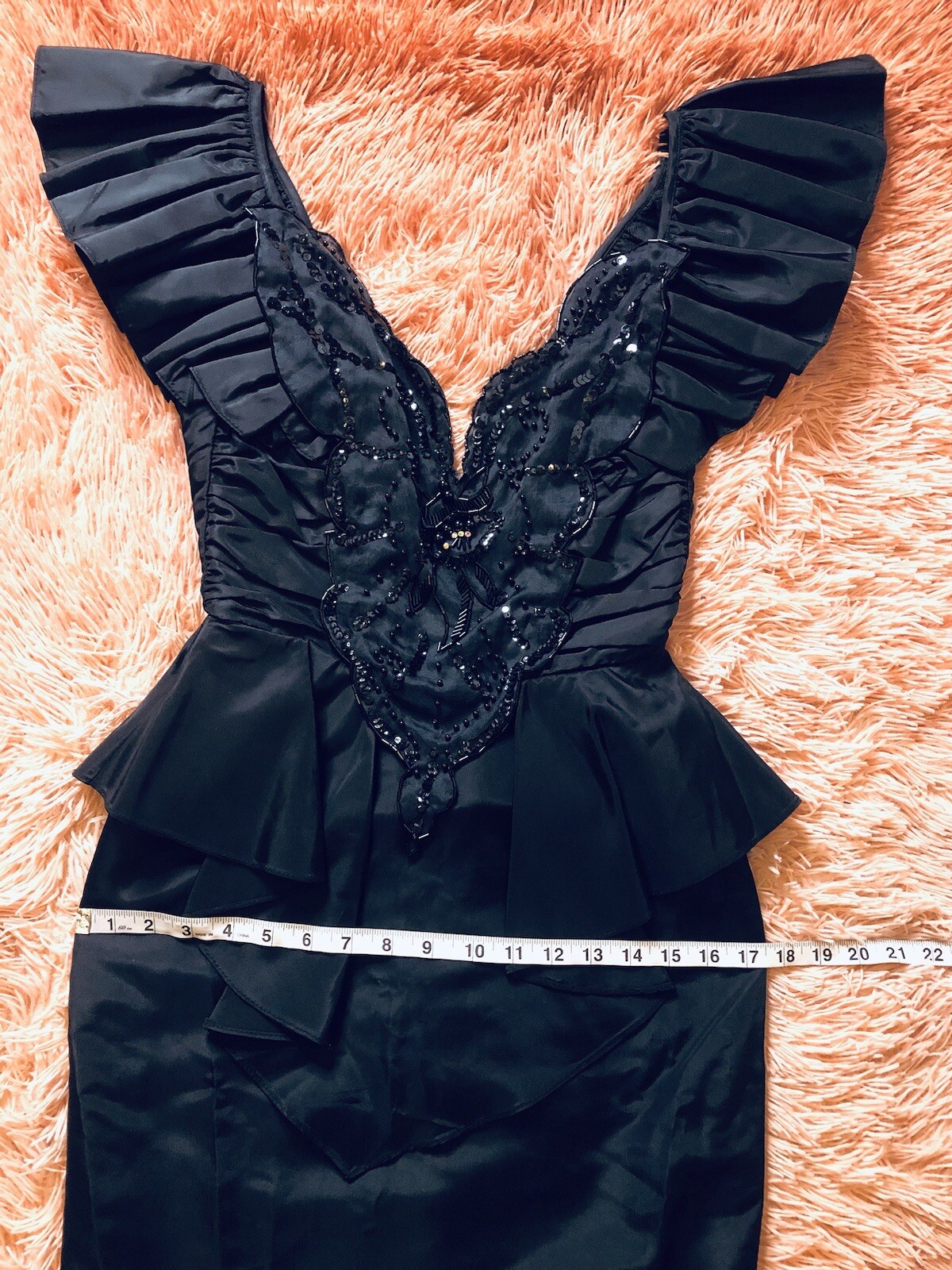 Vintage 80’s Climax Karen Okada Ruffled Peplum Bodice, knee Length Dress. Sz 5/6