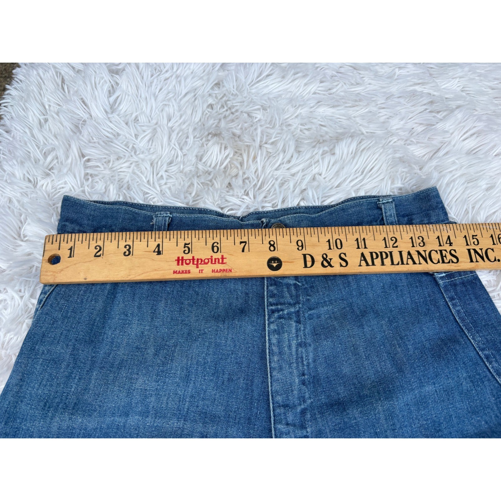 Vintage High Waisted Denim Shorts Medium Wash Cotton Size 13/14