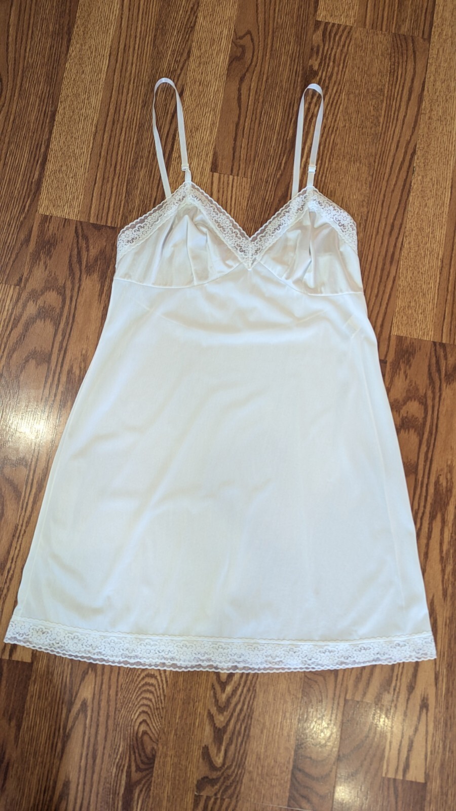 Vintage Vanity Fair Ivory Full Slip Lace Edge Style #10-103 Sz 36 M Perfect!