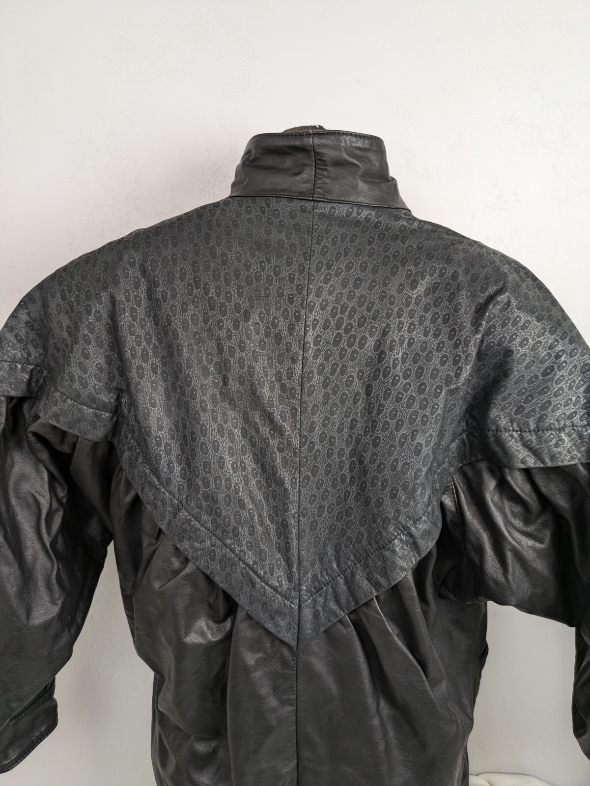 Womens Leather Leopard Print Black 80’s Jacket Size Med Bomber Biker Rocker