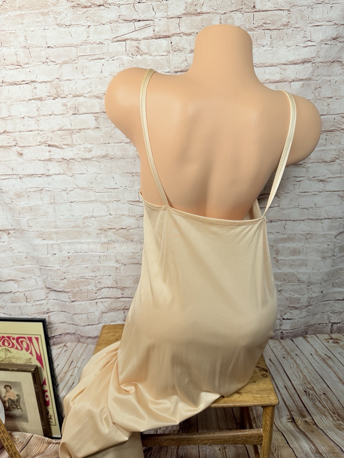 Vintage Nude Champagne Nightgown Peignoir Butter Soft Semi Sheer Lace Kayser L