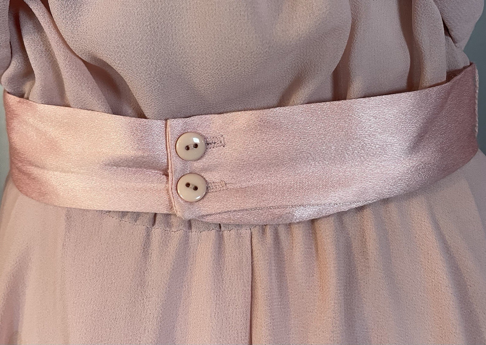 70s Cowl Neck Formal Evening Dress L Embellished Belt Faux Pearl Elegant Classic