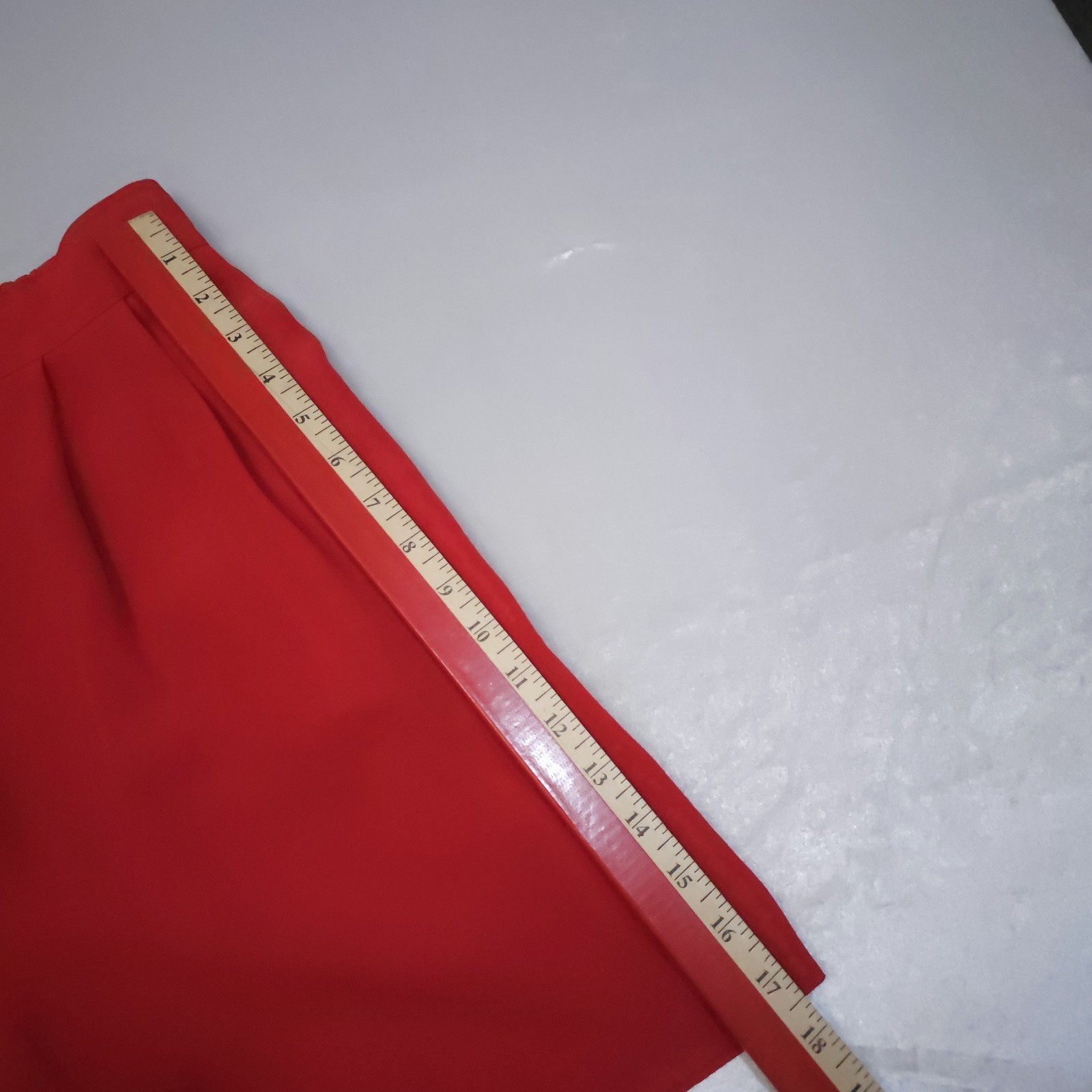 Vtg Red Flowy Shorts Rayon USA Sm/Med Pleated 1980s Fairy Glam Classic Stretch