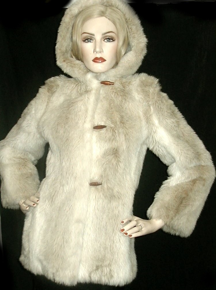 Vintage 1970s FAUX FUR JACKET Toggle Buttons Cream/Tan Hood Zip SMALL Apres Ski