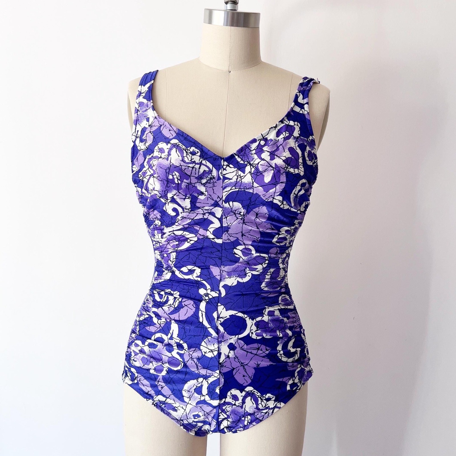 Size 10 Maxine of Hollywood Swimsuit Purple Floral Ruched One Piece Vintage