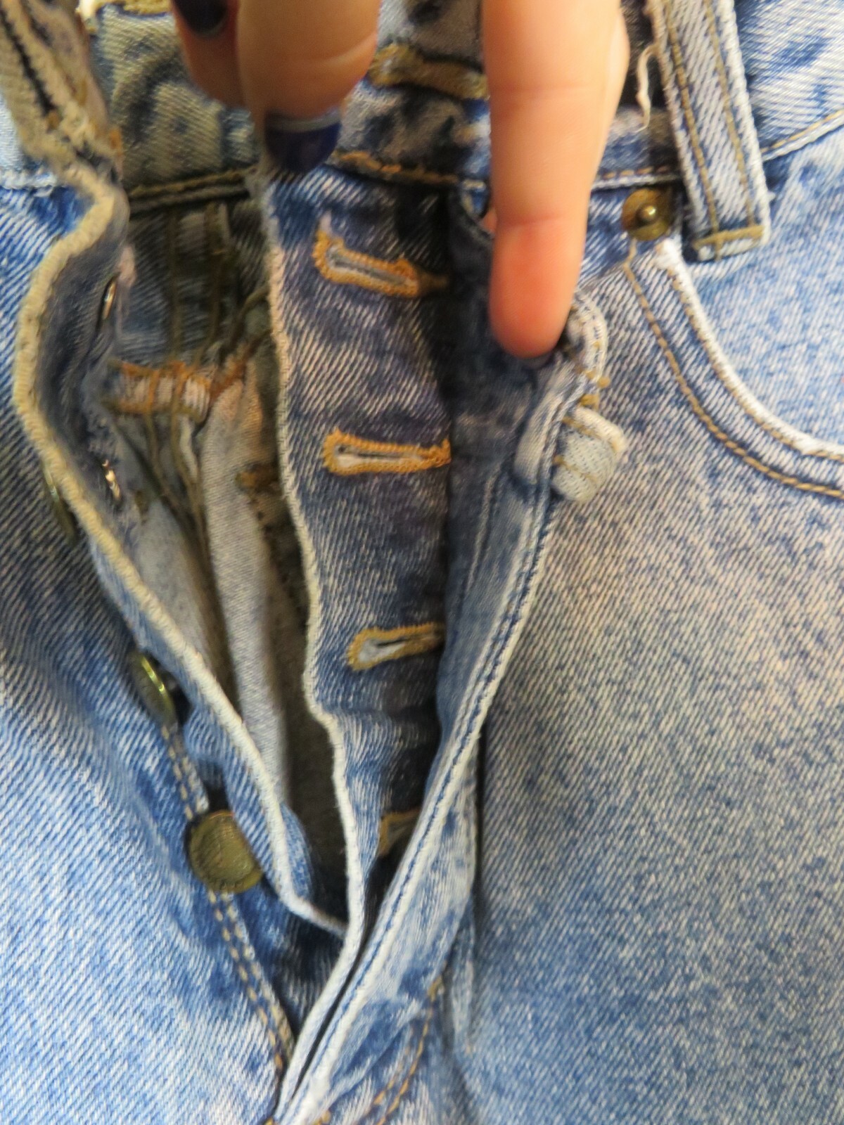 Vintage Lawman High waisted Mom jeans 1990’s 5 buttons size 7