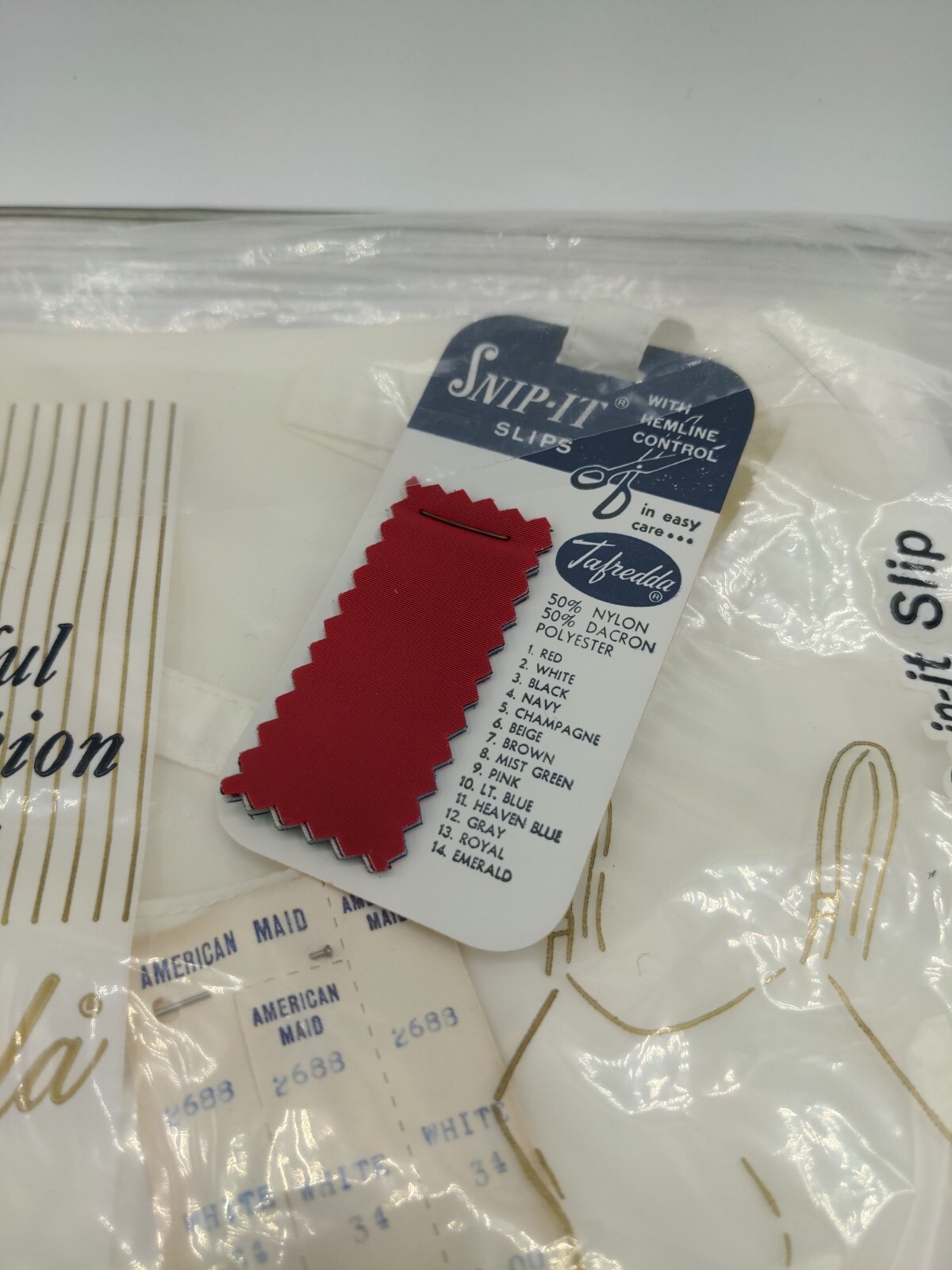Tafredda Ladies Adjustable Snip It Slip Ivory/White 34″ New Old Stock 1960’s