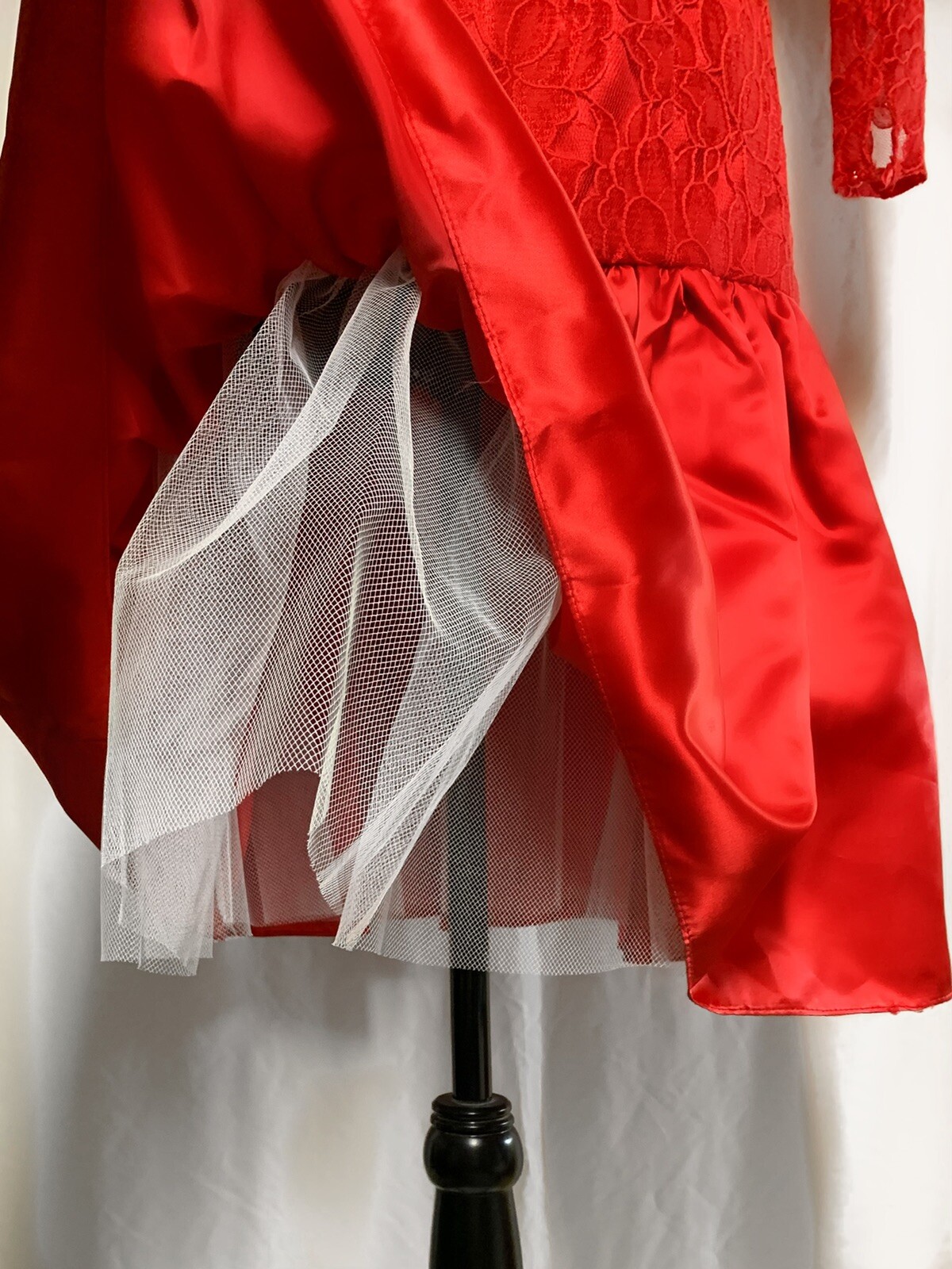 Vintage Lipstick Red, Formal 80’s homecoming/prom, Halloween Party dress. 