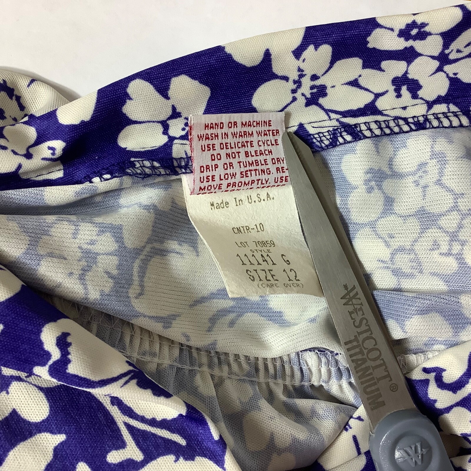Vintage 70s Graff Californiawear Blue Floral Scalloped Collar Button Up Top