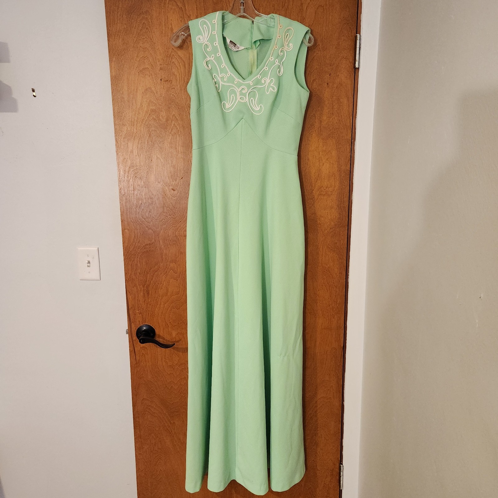 Vintage 70’s Montgomery Ward Maxi Dress Mint Green Poly Zip Back Dress 12 Tall