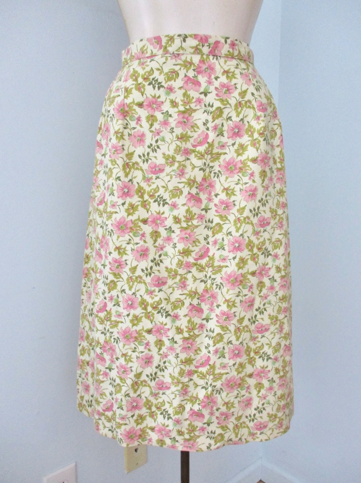 Vtg 60s pink green floral poly cotton linen texture cottage core skirt 28 in.