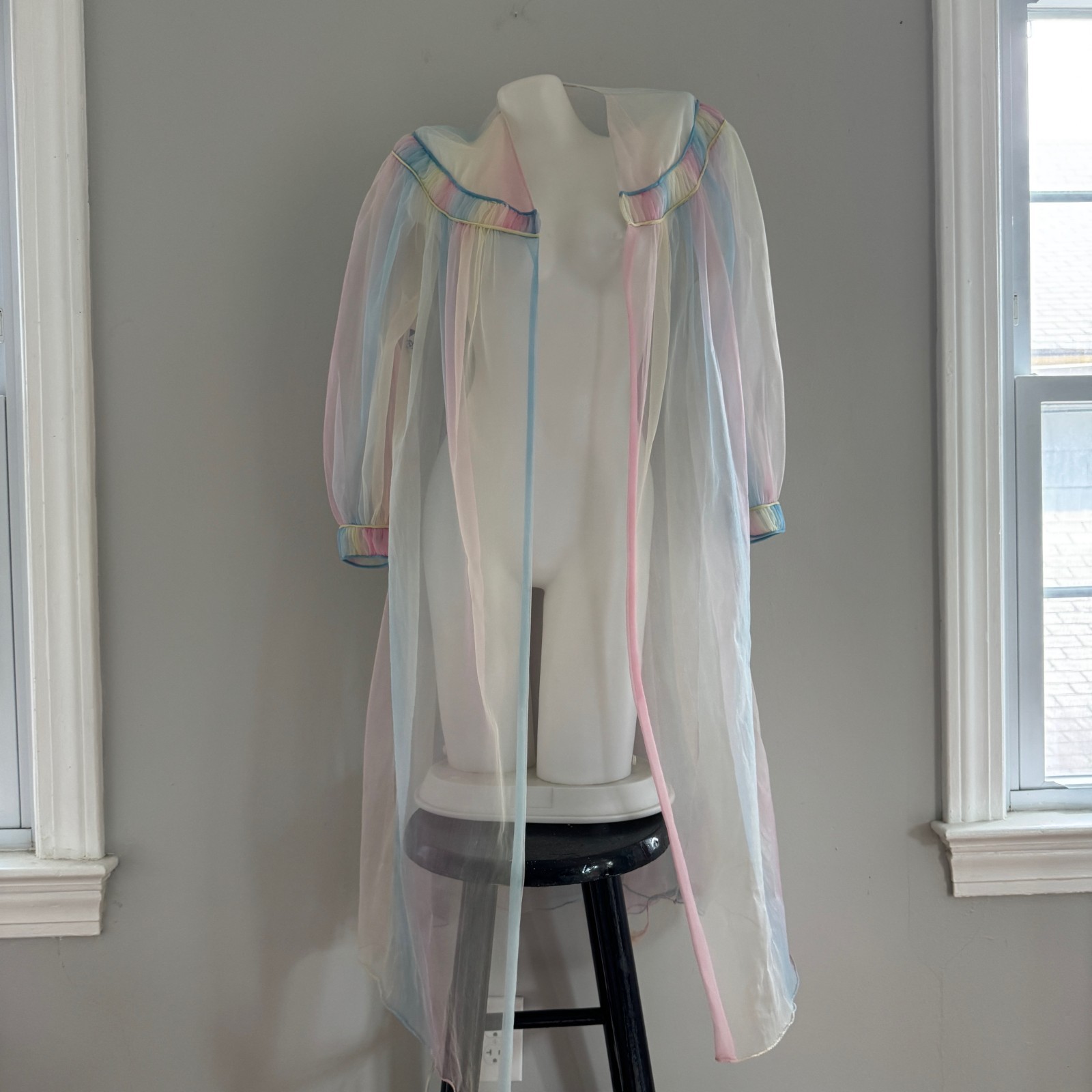 60s vtg DOLSYL Sheer Pastel RAINBOW OMBRE Dressing Gown Chiffon Robe Tent Dress