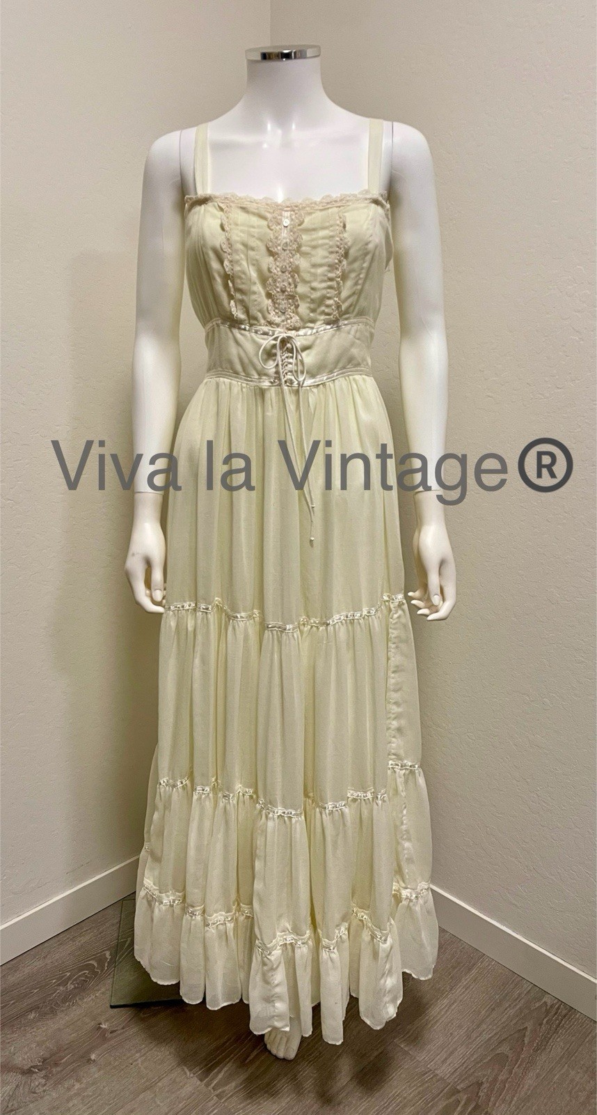 70s-80s Vintage Gunne Sax Dress Cream Lace Prairie Boho Cottage Core Hippy