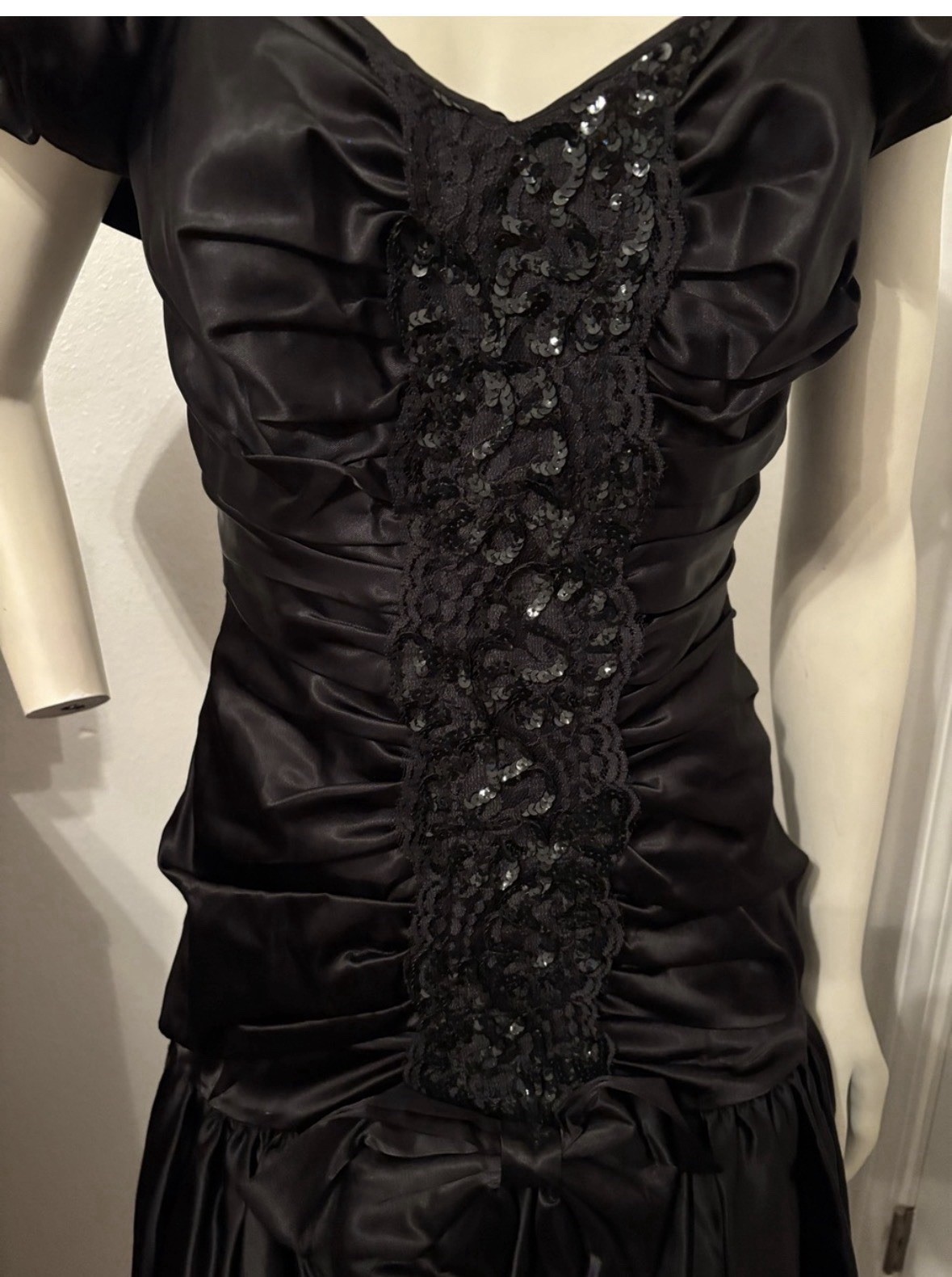 80’s Steppin’ Out Black Prom Dress 0/2 Size 3