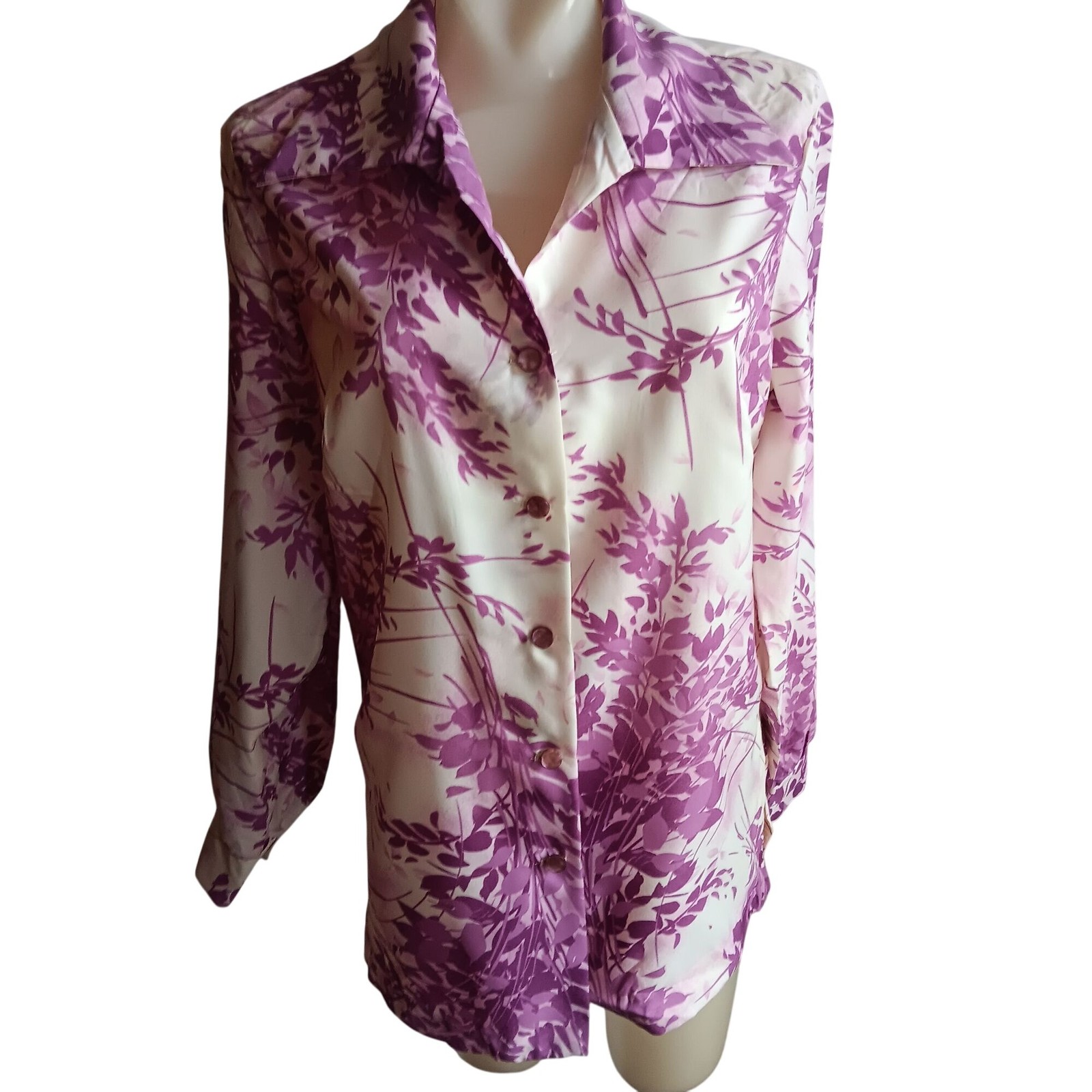 True Vintage 1970’s Large Groovy Top Mom Top/Blouse Purple Floral Print