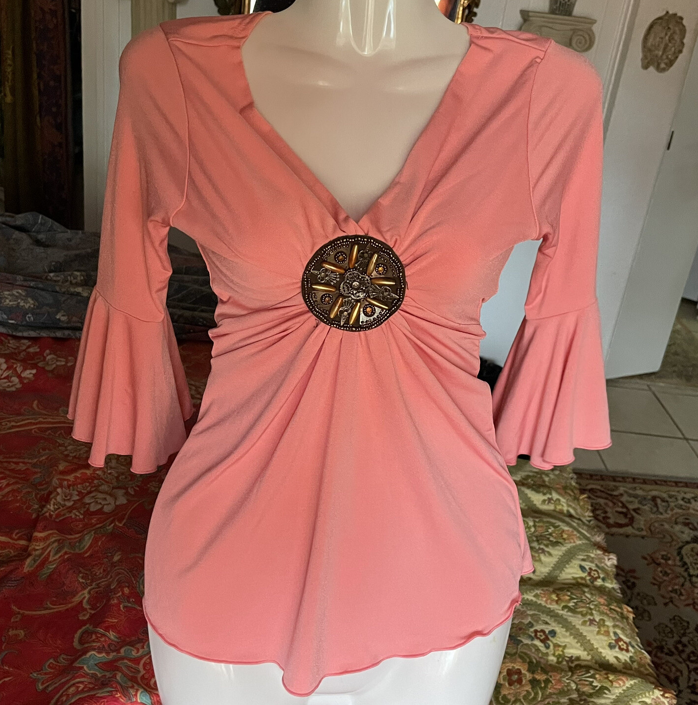 Vtg Top 90s Y2K 70s Boho 3/4 Flutter Flare bell Sleeve S v neck pink salmon bead