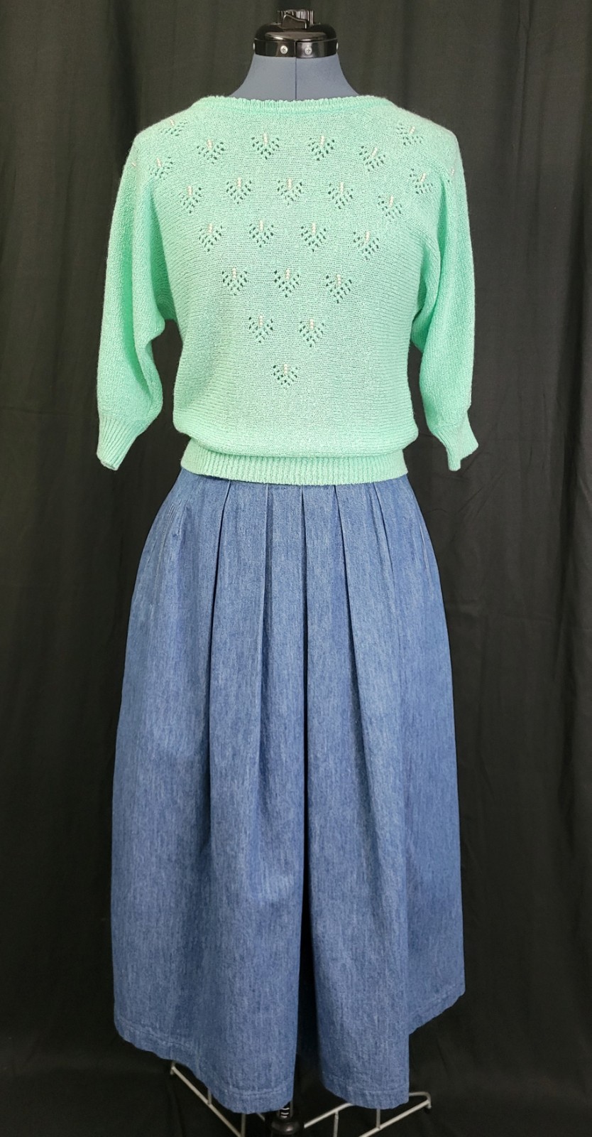 Vintage Jean Nicole Lightweight Mint Green Sweater w Pearl Accents Size S