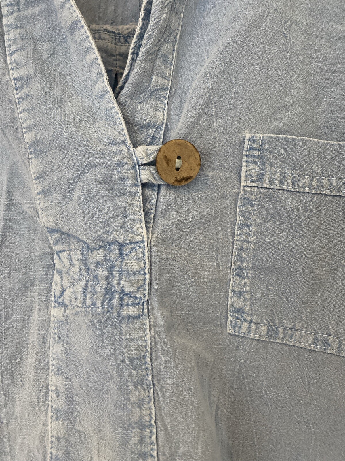 Vtg! Sea Breeze of California Denim Shirt Size S Textured PRESHRUNK Hi-Low Hem