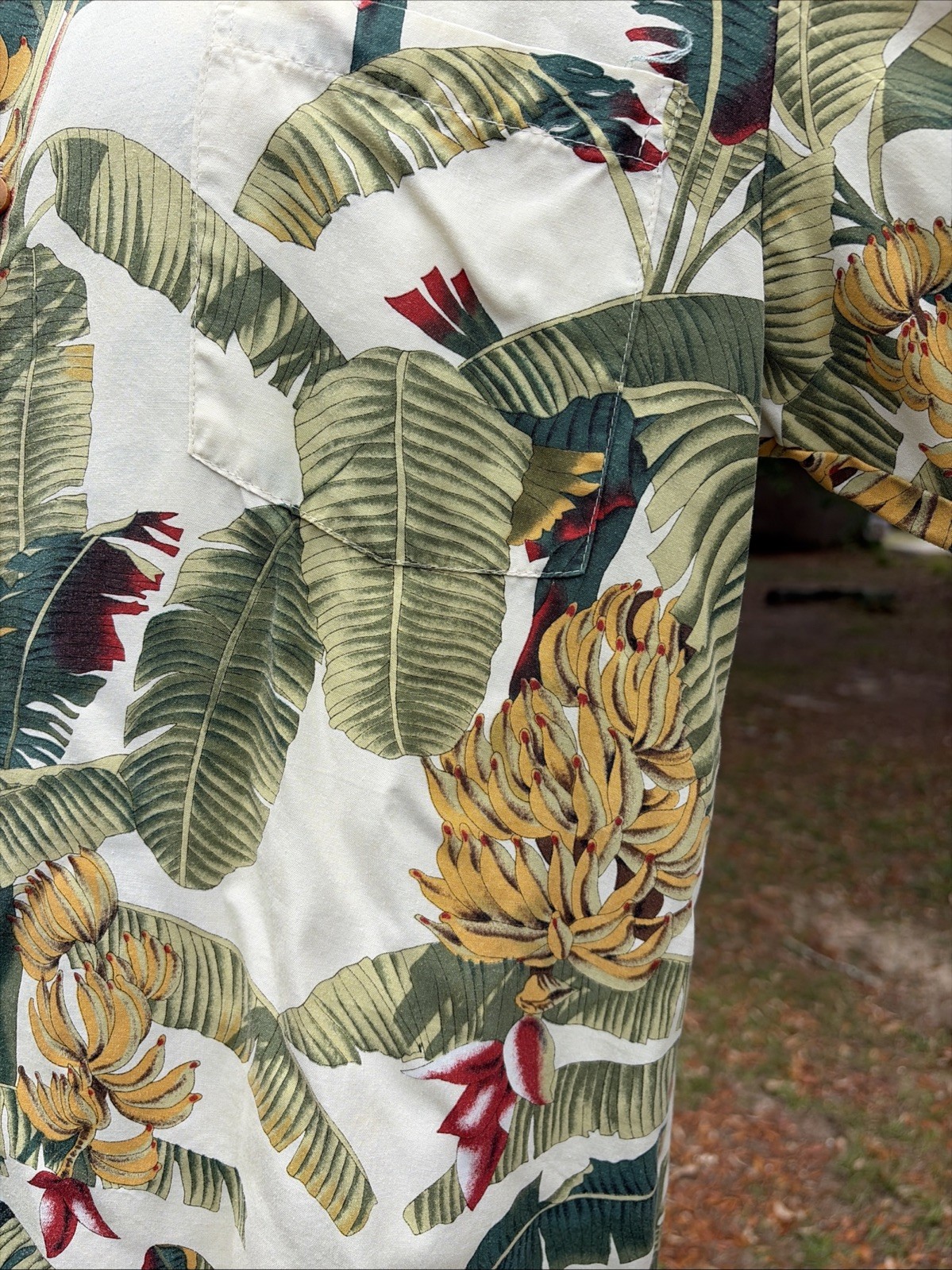 Paradise Found Vtg Hawaiian Shirt Bananas Palms M Green Red Button Cotton HOLE