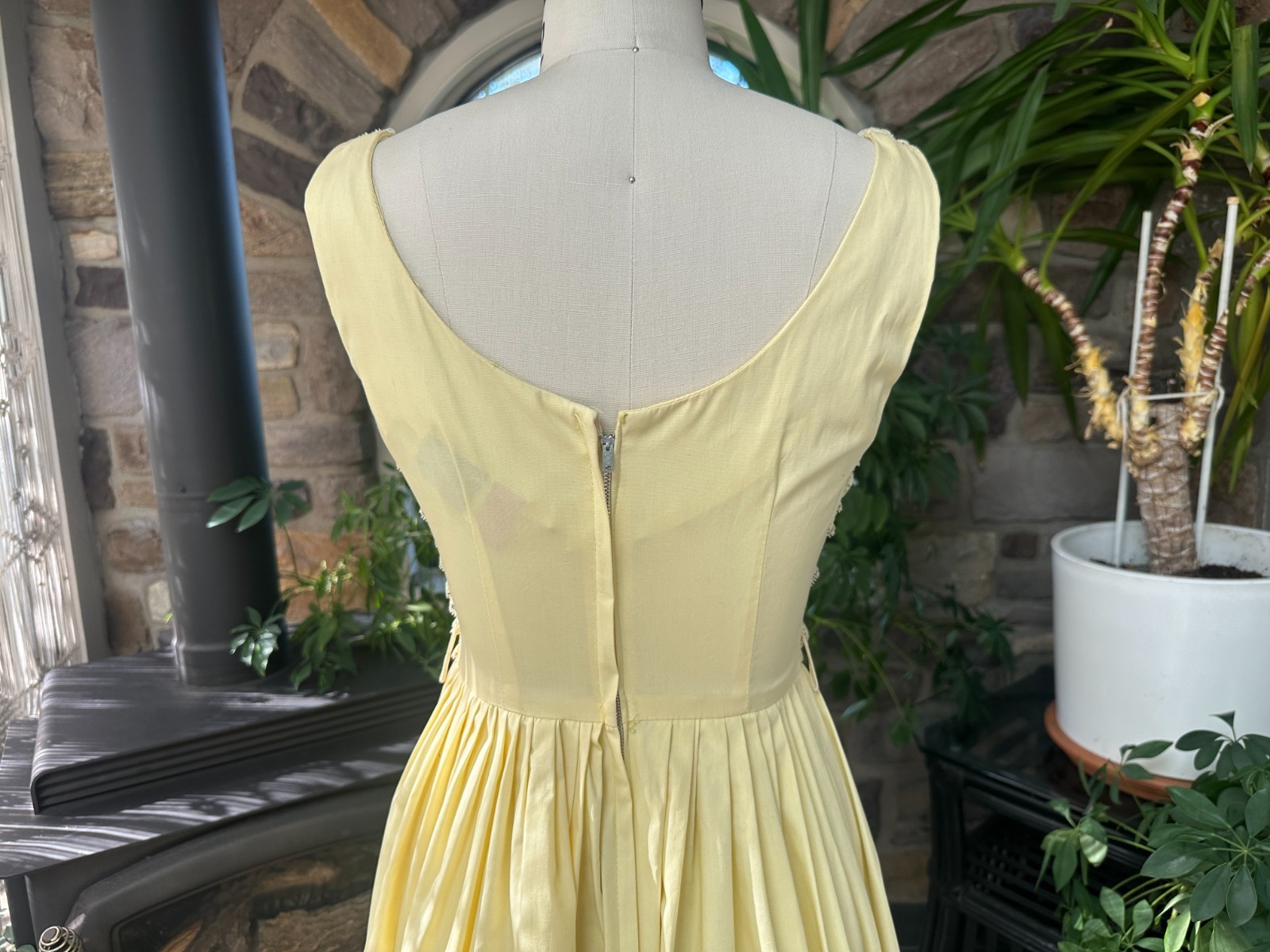 Vintage 1950s Yellow Cotton and Lace Rockabilly Dress Wendy Woods