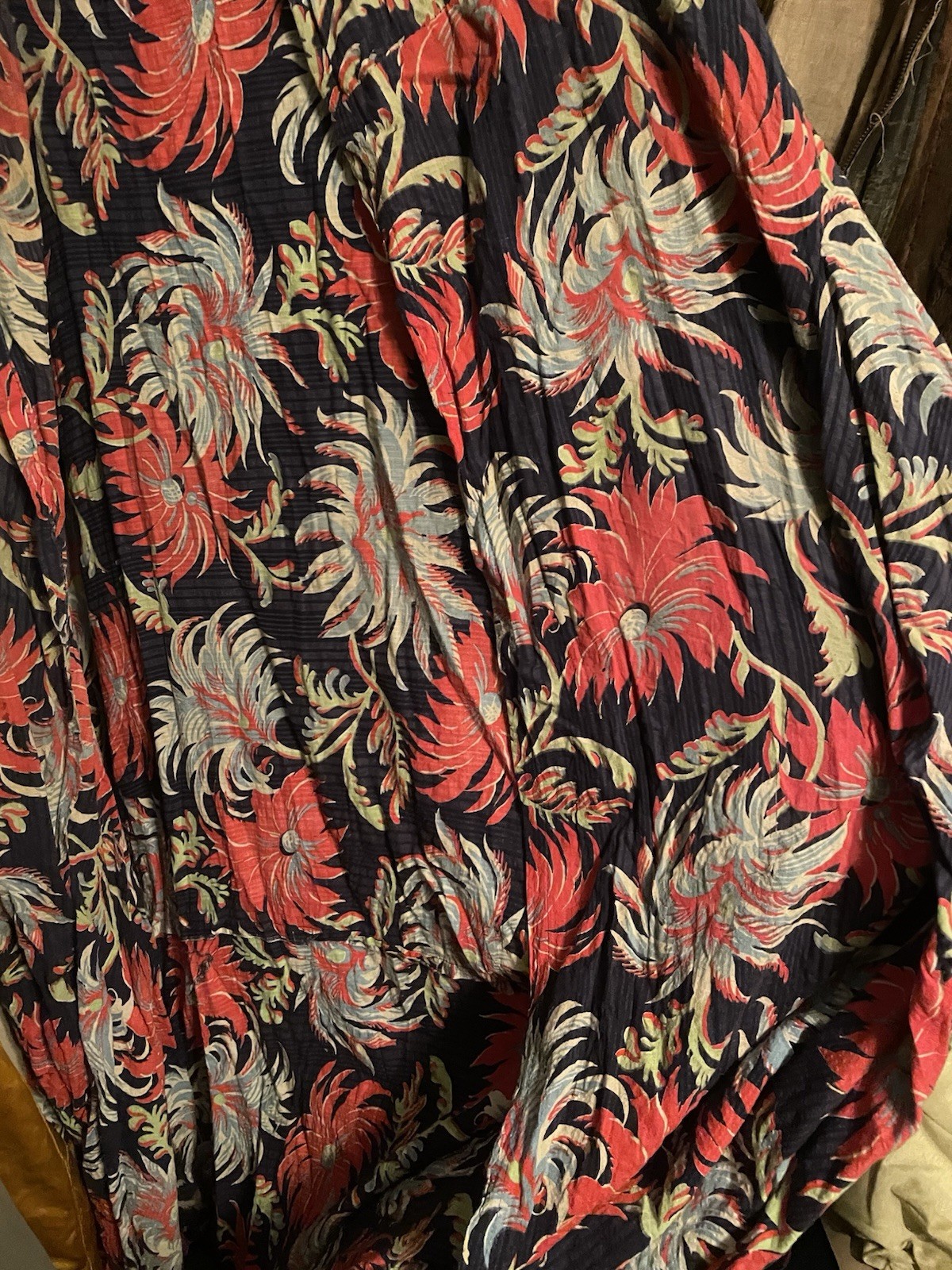 1940s 1950s Women’s Hawaiian Print Robe Coverup Vintage Beach Wear / Resort Wear