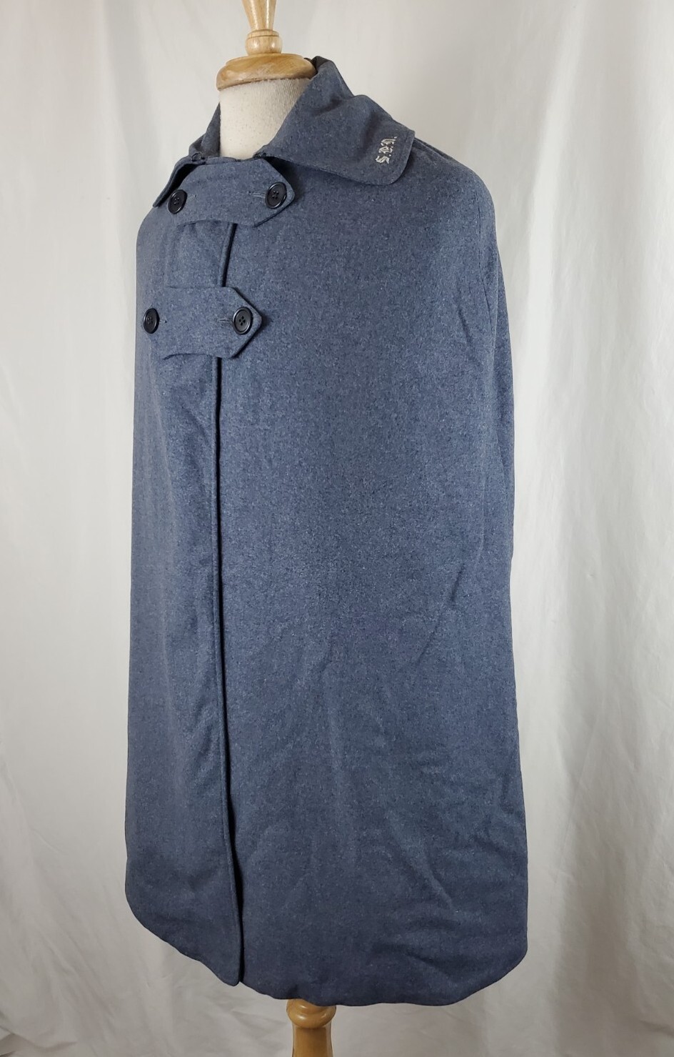 Vintage Snowhite Garment Sales Blue Red Lined Heavy Wool Nurse Cape Cloak, EUC
