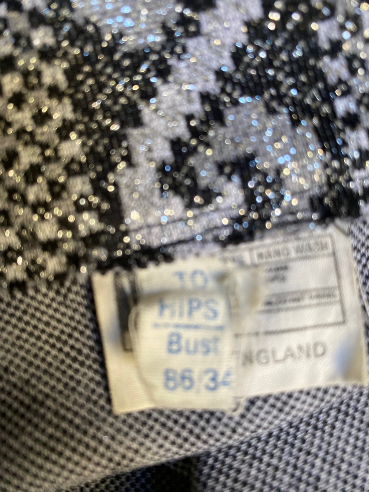 70,s Blk/ Silver Maxi Skirt.Waist 26”,Hip36”Made In England.