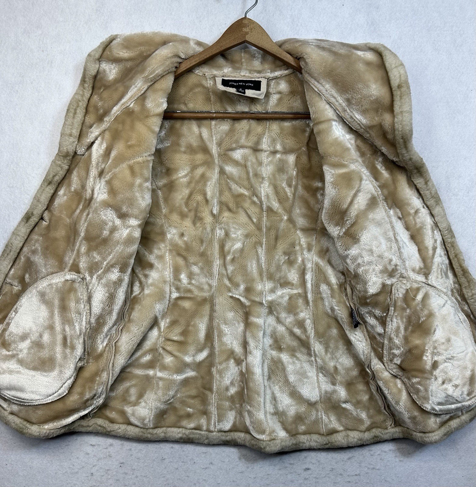 Vintage Jones New York Womens Size M Tan Brown Faux Fur Suede Coat Jacket