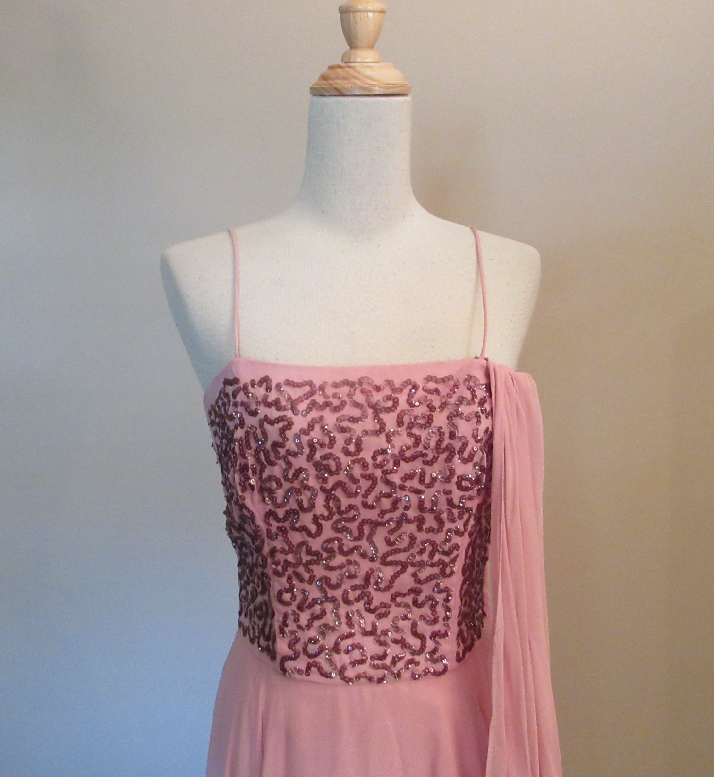Vintage 1940s-50s Mauve Pink Chiffon Sequined Gown Dress w/Wrap
