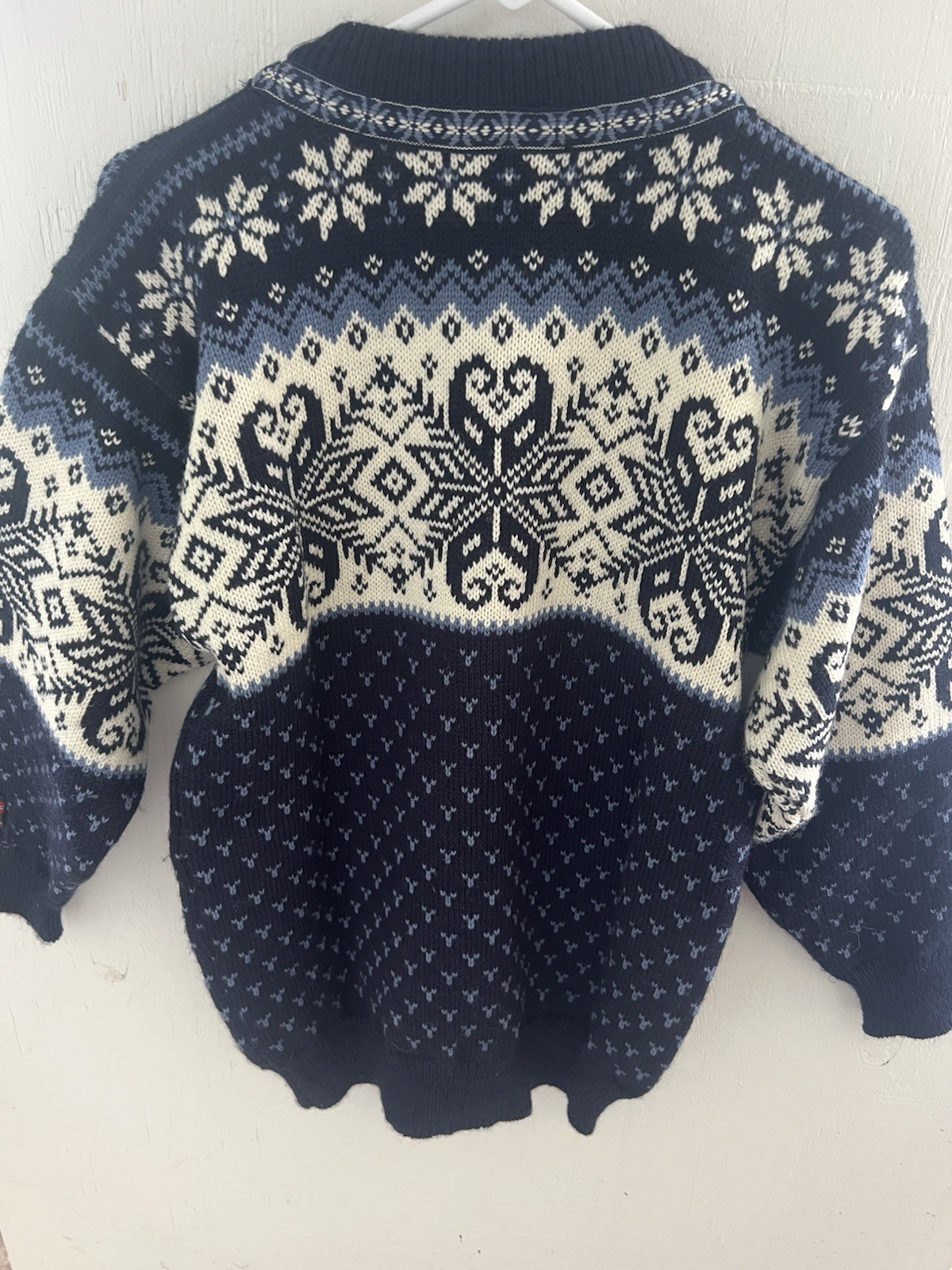 Vtg Nordstrikk Norwegian Wool Cardigan Sweater Blue White Metal Clasp Sz M