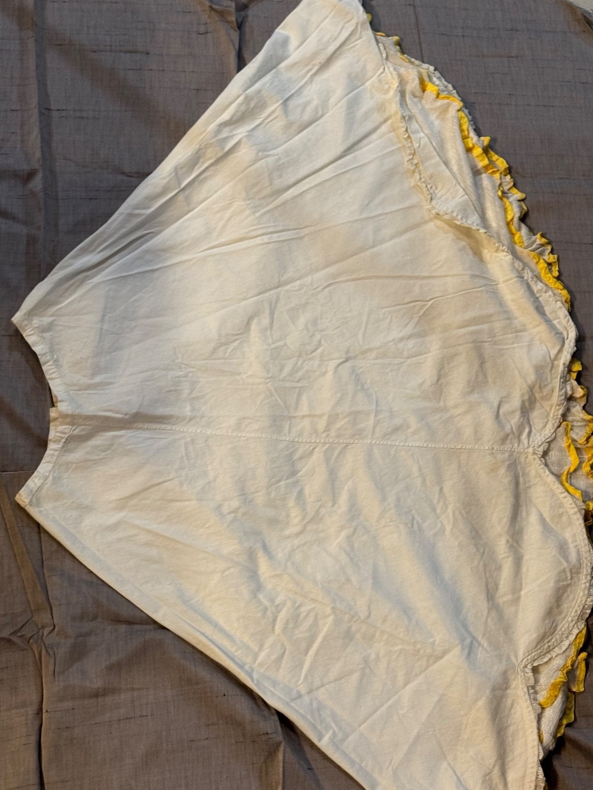Antiq. FRENCH EDWARDIAN VICTORIAN WHITE COTTON PETTICOAT WITH LACE Trim Netted