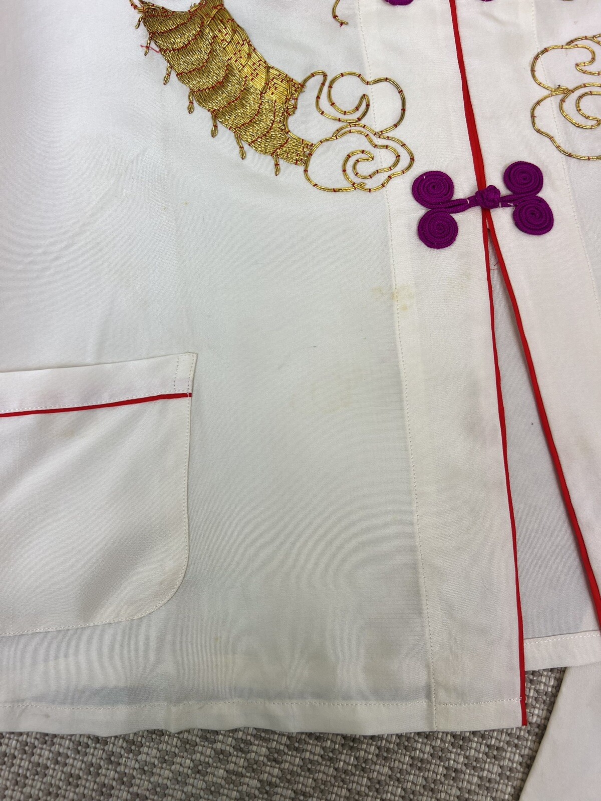 1940s Vintage Asian Japanese White gold Embroidered Dragon Pajama pant top set
