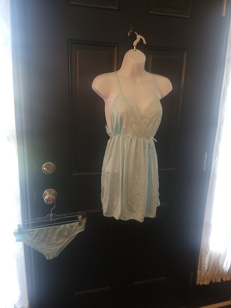 Vintage 1960s Light Blue Lingere Set Size M