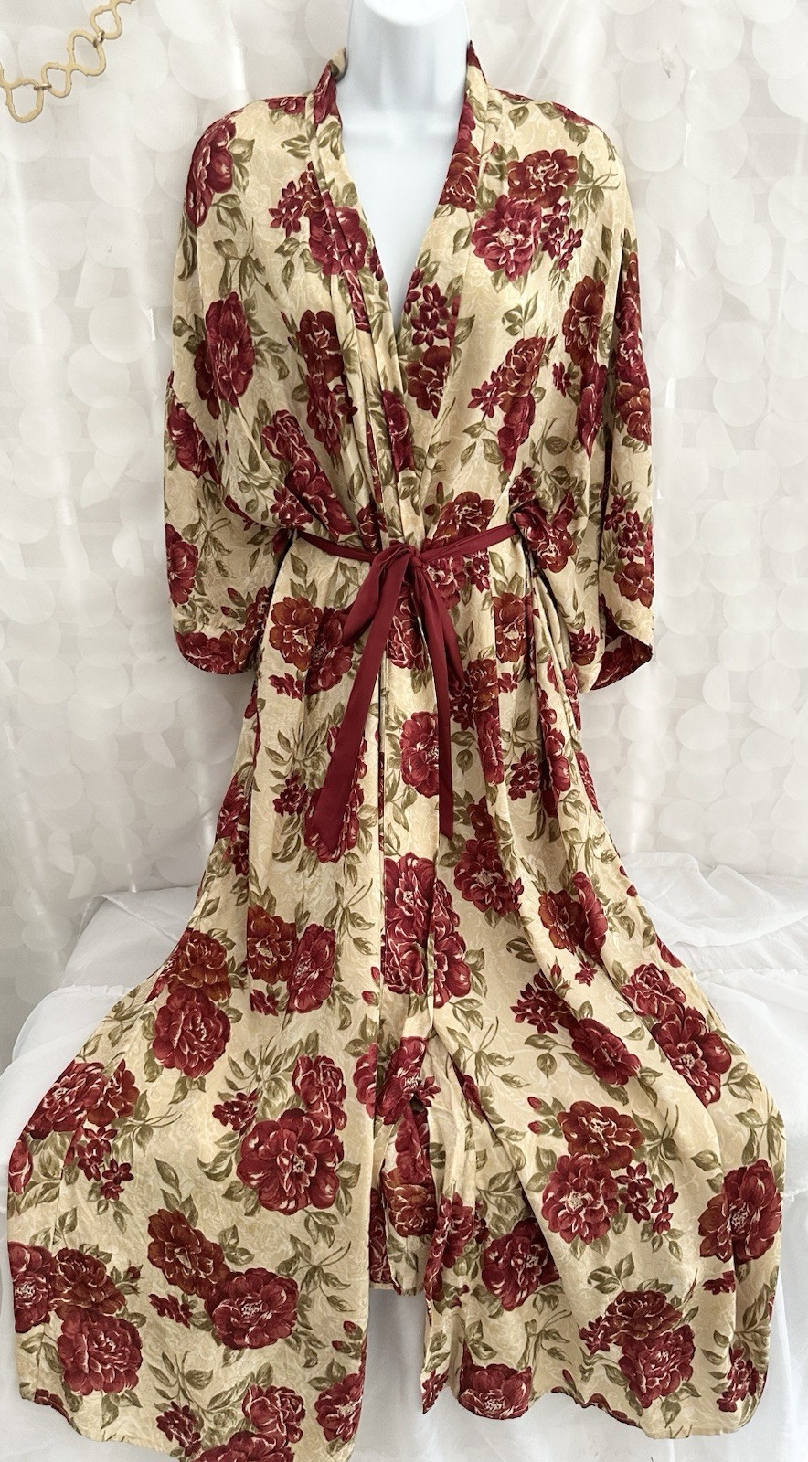 100% SILK women’s Vintage 3X LONG Dressing Robe FLORAL ROSES Red Cream Elegant