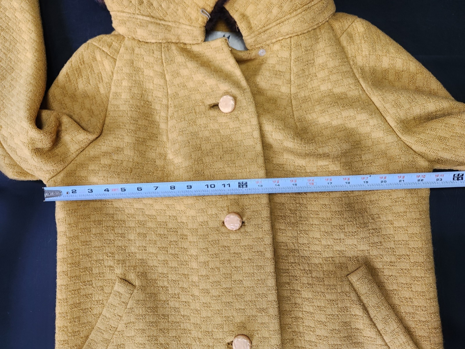 Vtg 50’s Rothmoor Women’s Yellow Wool Mink Fur Collar 38″ Overcoat Satin Large