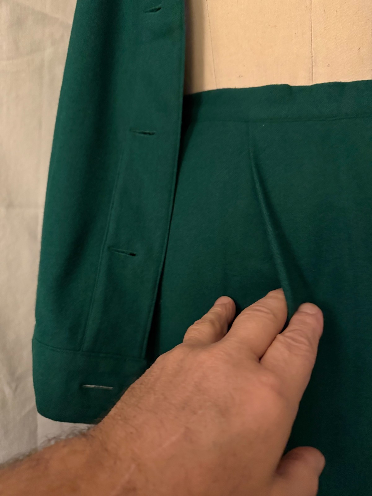 Vtg. Early 1950s GREEN WOOL FLANNEL 2 pc. SUIT, CLASSIC TAILORED, by DOLL HOUSE