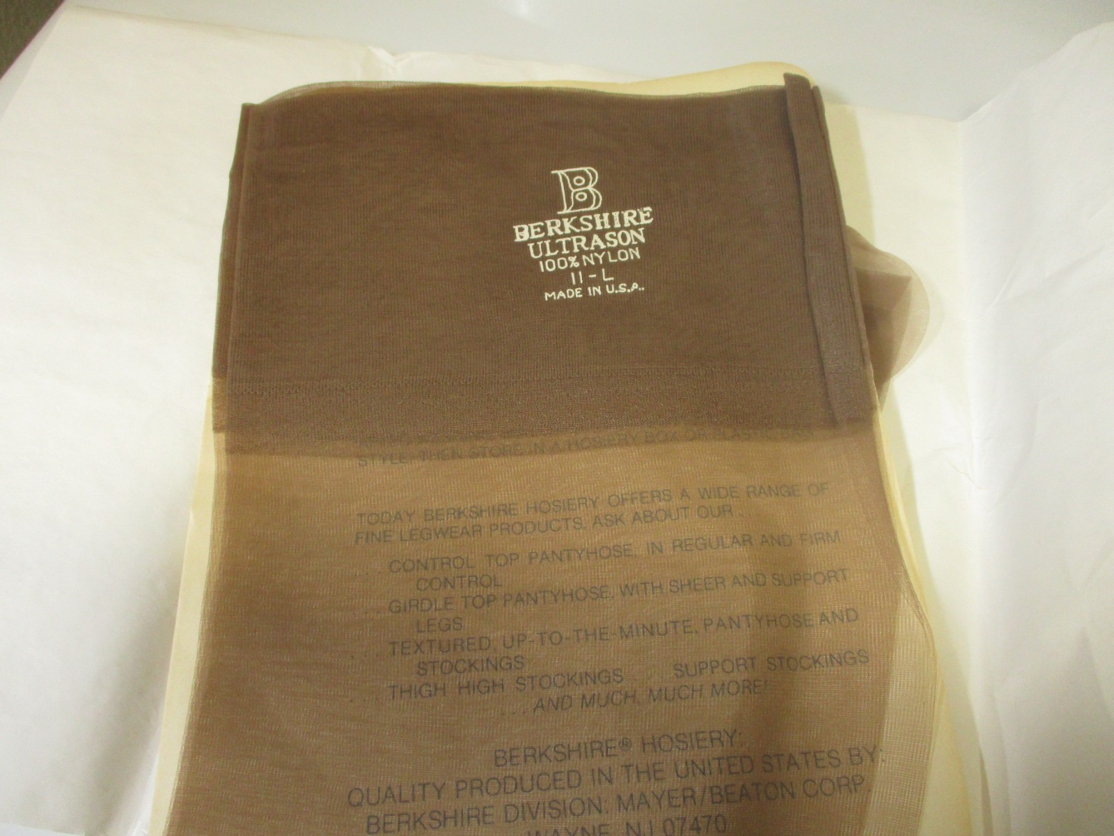 1PR VINTAGE BERKSHIRE ULTRASON SANDAL FLAT KNIT NYLON STOCKINGS SZ 11 LONG TAUPE