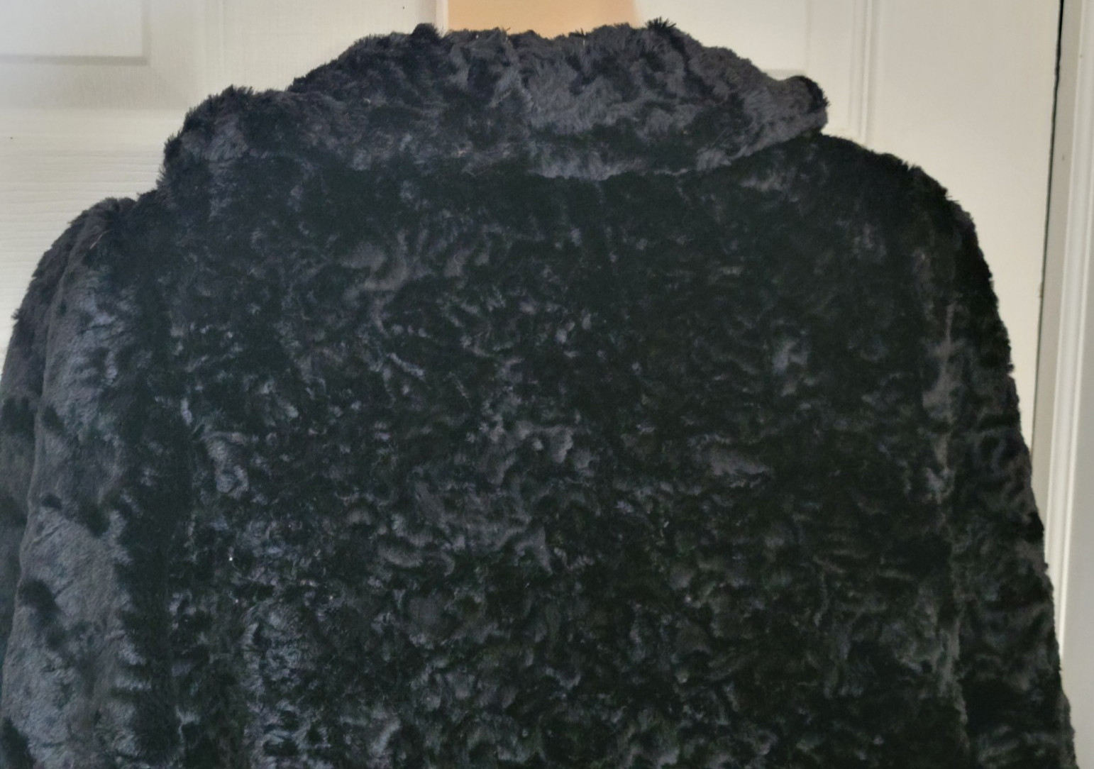 Late 30s Alaskan Kurl Faux Curly Lamb 100% Mohair Pile Coat L/XL 44″ Chest