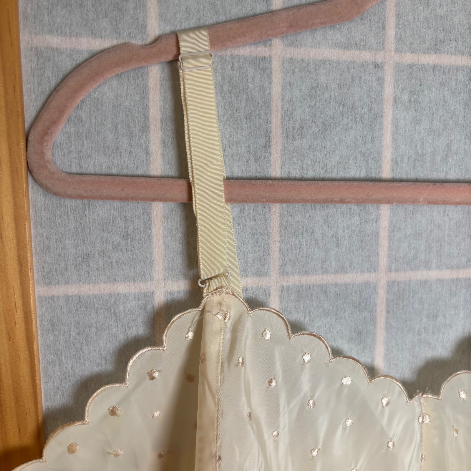 Vintage Barbizon Candie Tafredda Full Slip Ivory Scalloped Embroidered Size 40