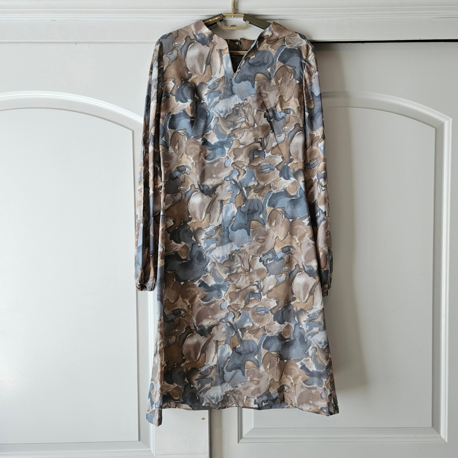Handmade Floral Watercolor Long Sleeve Shift Dress Medium Neutral Pastel 60s