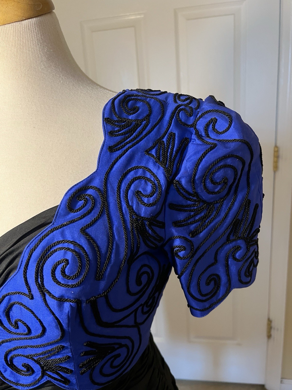 Vtg Khanitha Saks Fifth Avenue Thai Silk Dress Sz 6 Black & Royal Blue Dress