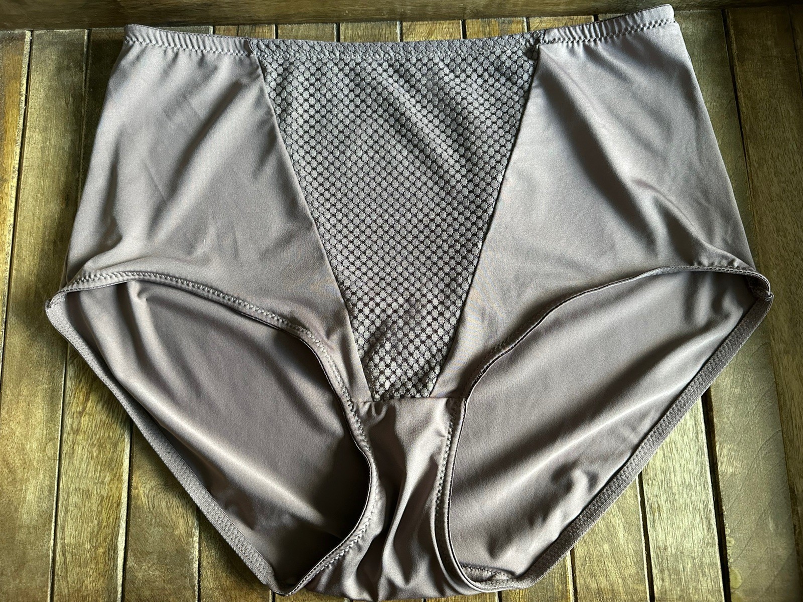 Vtg Torrid Curves 2X Nude Beige Brief Slimmer Panties Panty
