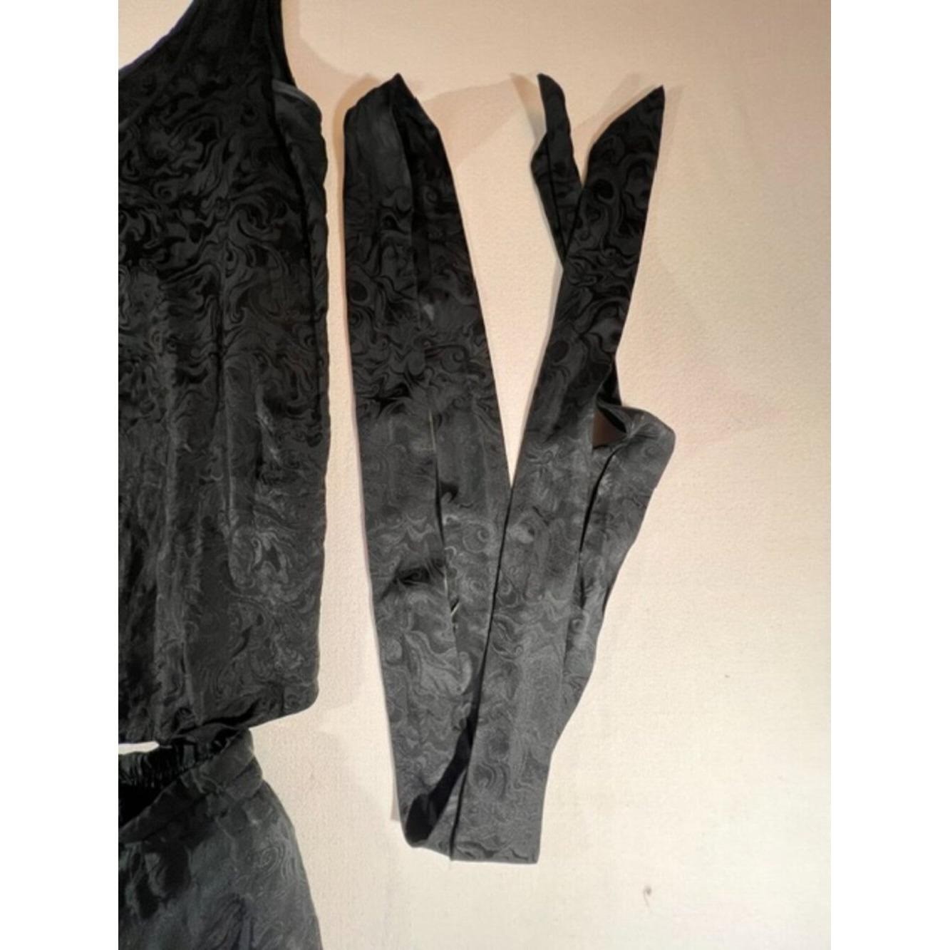 Vintage Levino Verna 3-Piece Matching Set Top,Skirt & Sash Black 100% Silk Size8