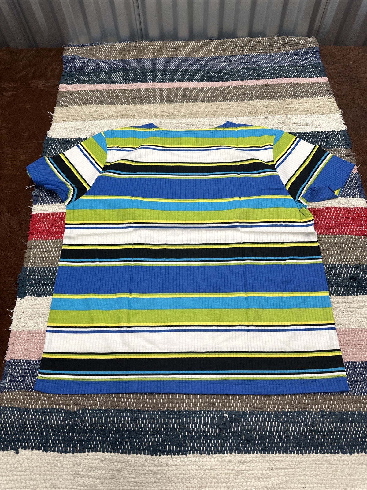 New WOMEN’S VINTAGE Striped Rainbow SHIRT – FASHION FORMULAS – SIZE Medium